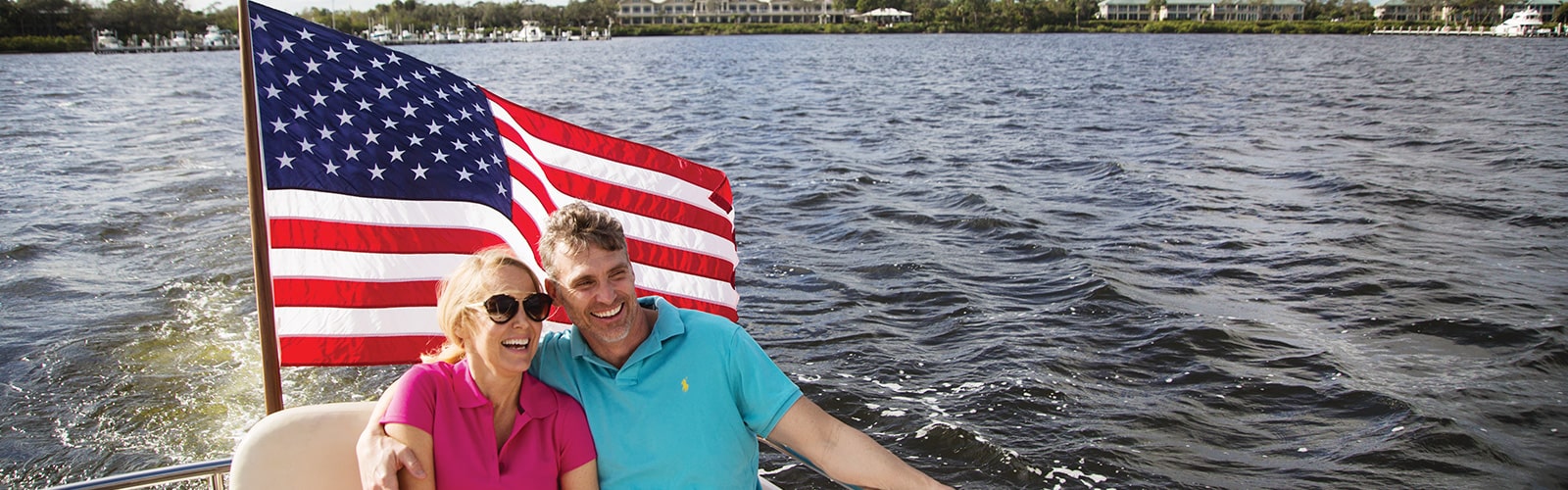 A Must-See Florida Private Club for Avid Golfers with a Passion for Boating